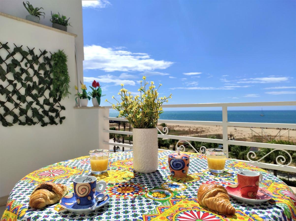 Madagi Beachfront Apartments Pozzallo Extérieur photo